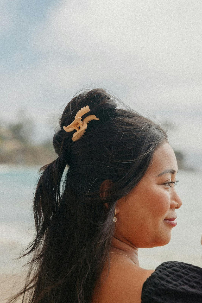 KAXI WAVY MINI HOLD EVERYTHING CLAW