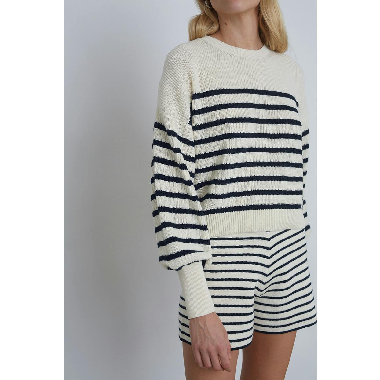LEA STRIPE SHORT | IVORY + NAVY