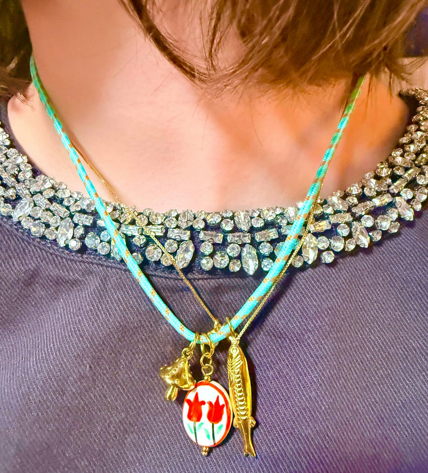 SUMMER CORD FISH CHARM NECKLACE