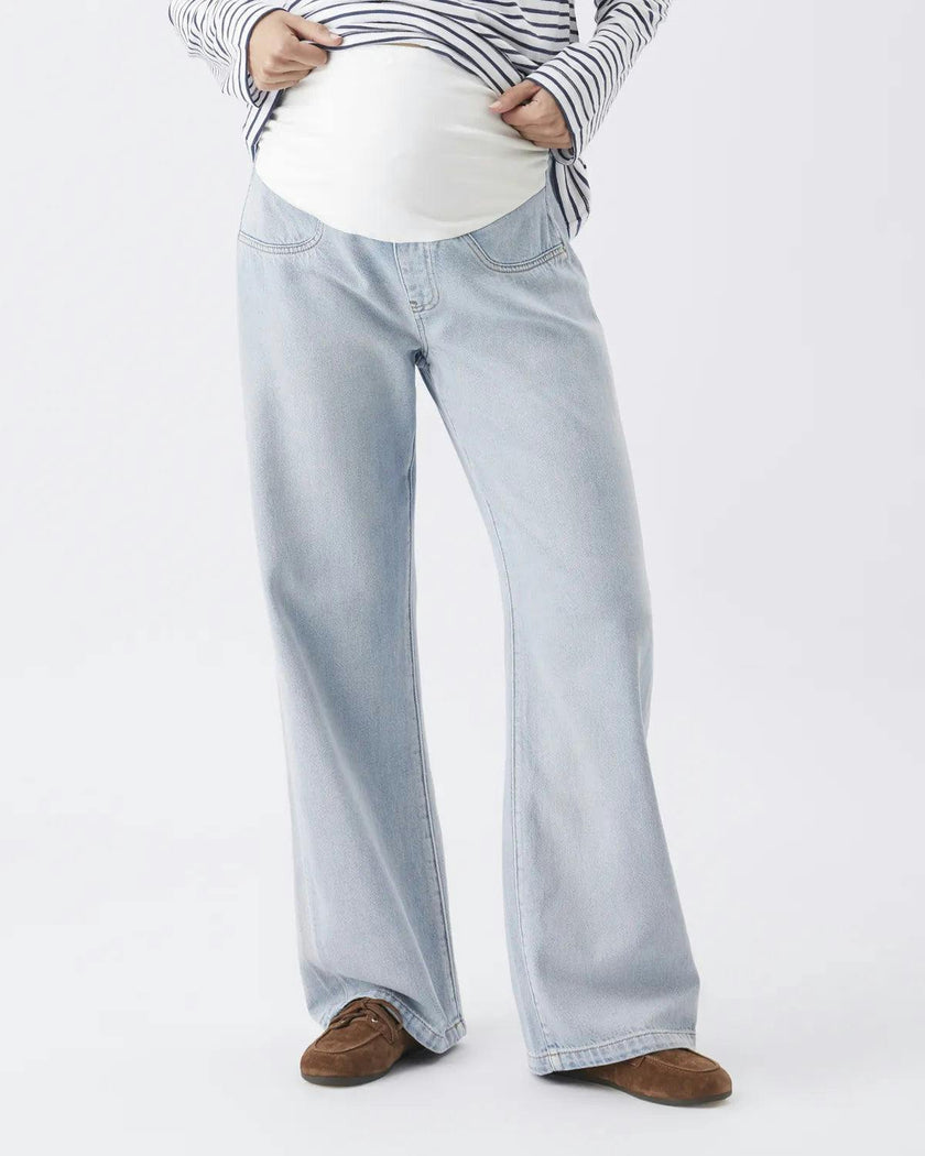 Billie Over Bump Jean Light Wash