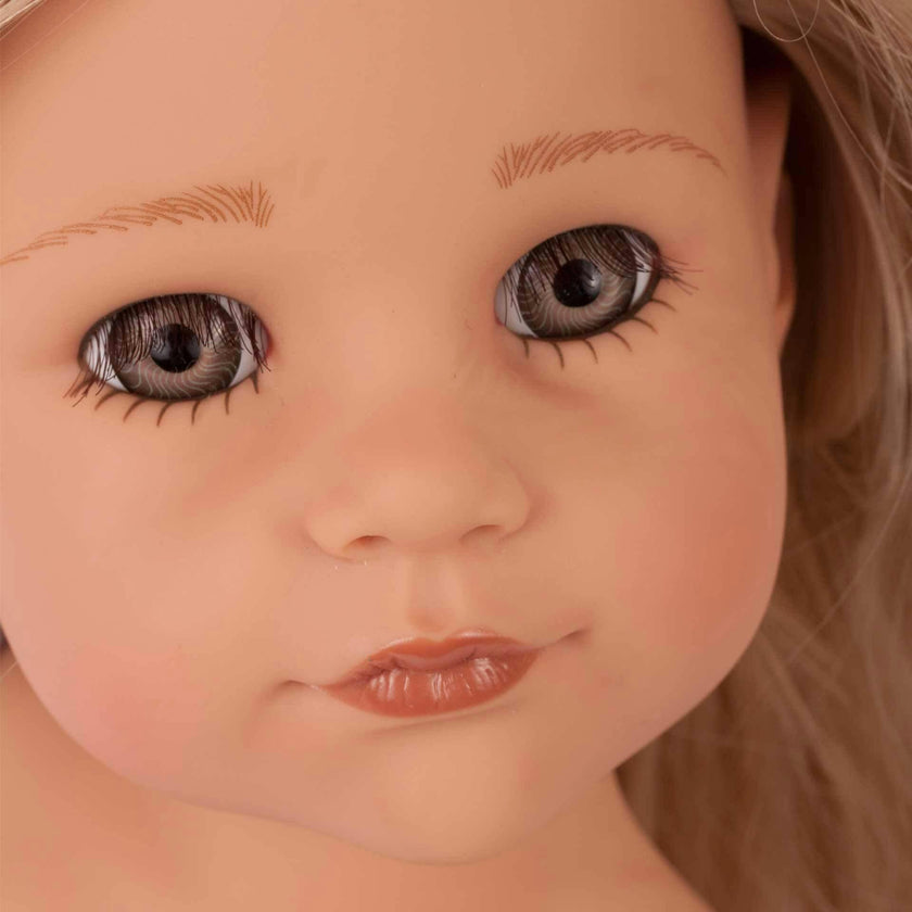 Hannah All Year Round - 19.5" Posable Doll with Extra Outfits