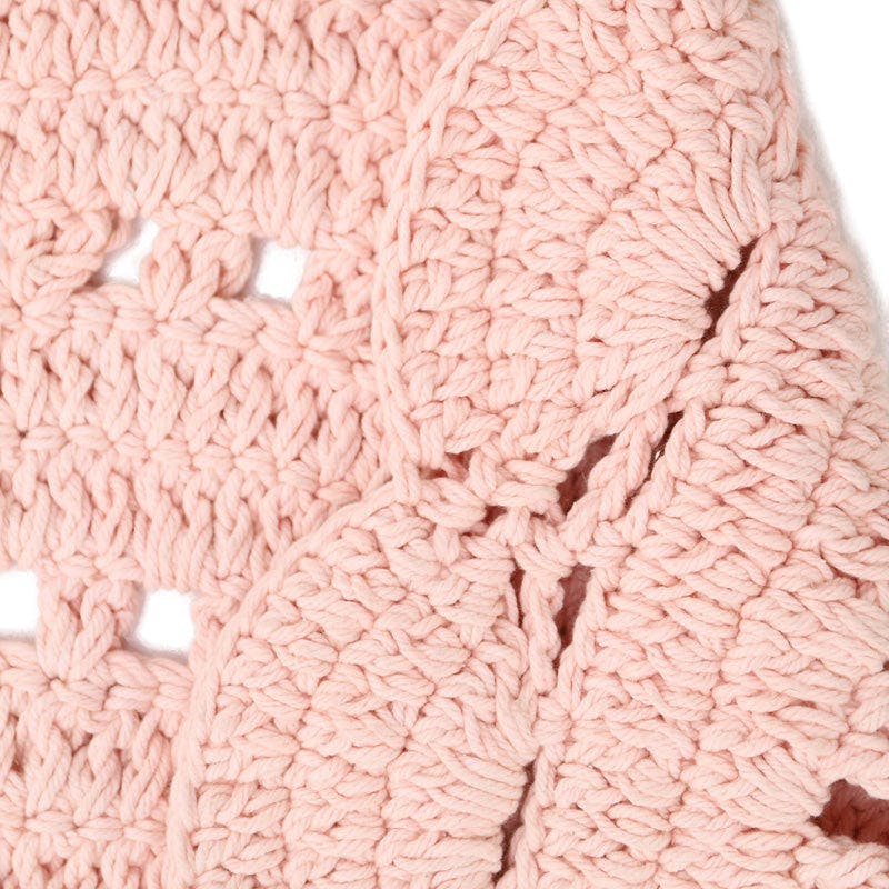 Alma Hand-Crocheted Scalloped Round Rug