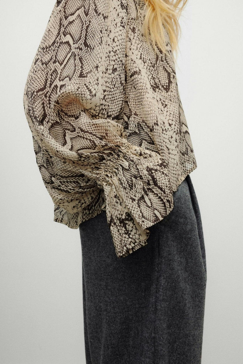 Isley Woman Blouse