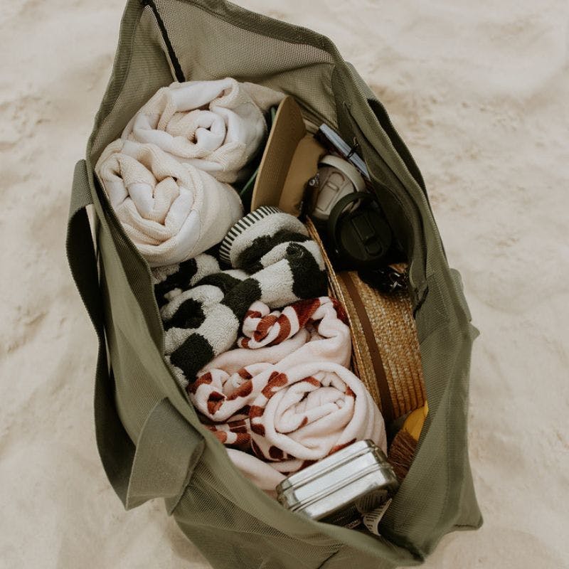 Beach Hauler™ Mesh Beach Bag - Pandanus