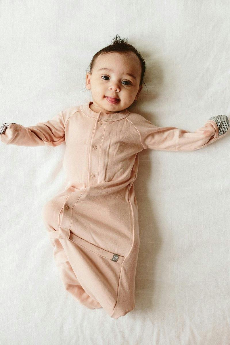 PREEMIE 24 HOUR CONVERTIBLE GOWN | ROSE