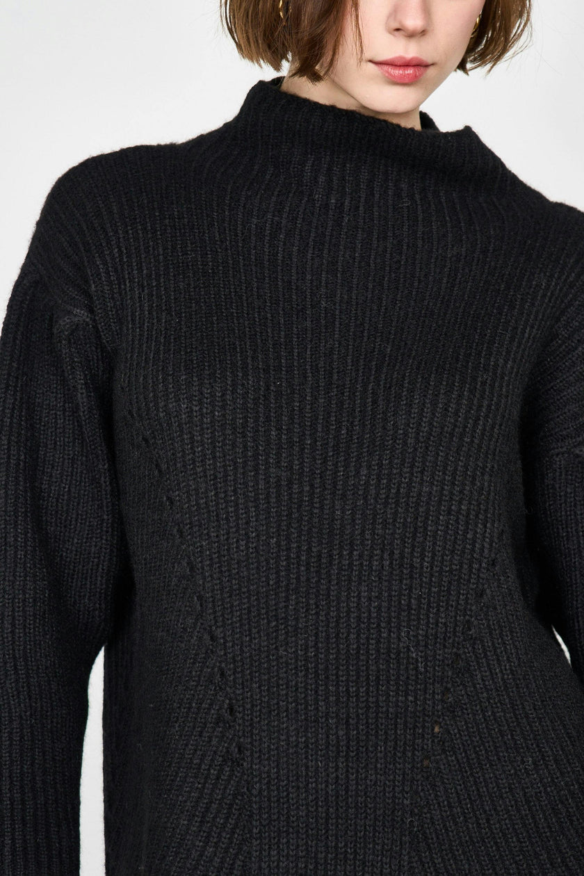 Pichu Pichu Sweater Dress in Black