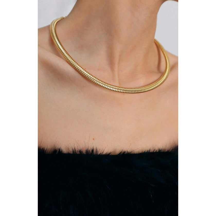Minimalist Choker