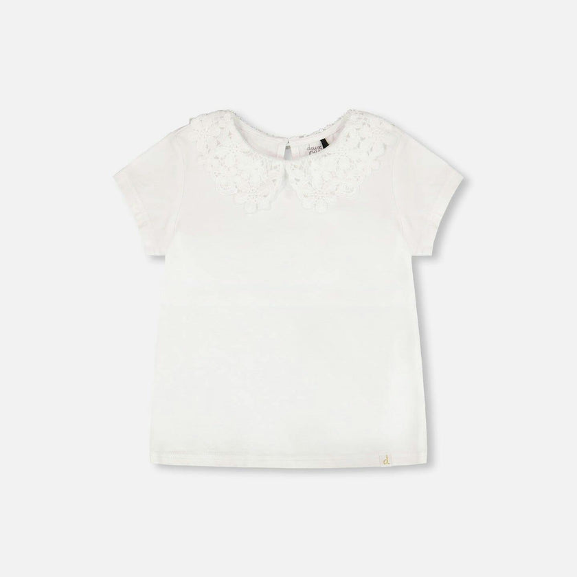 T-Shirt With Crochet Peter Pan Collar