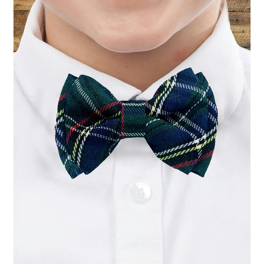 Plaid Bow Tie in Tilly Tartan