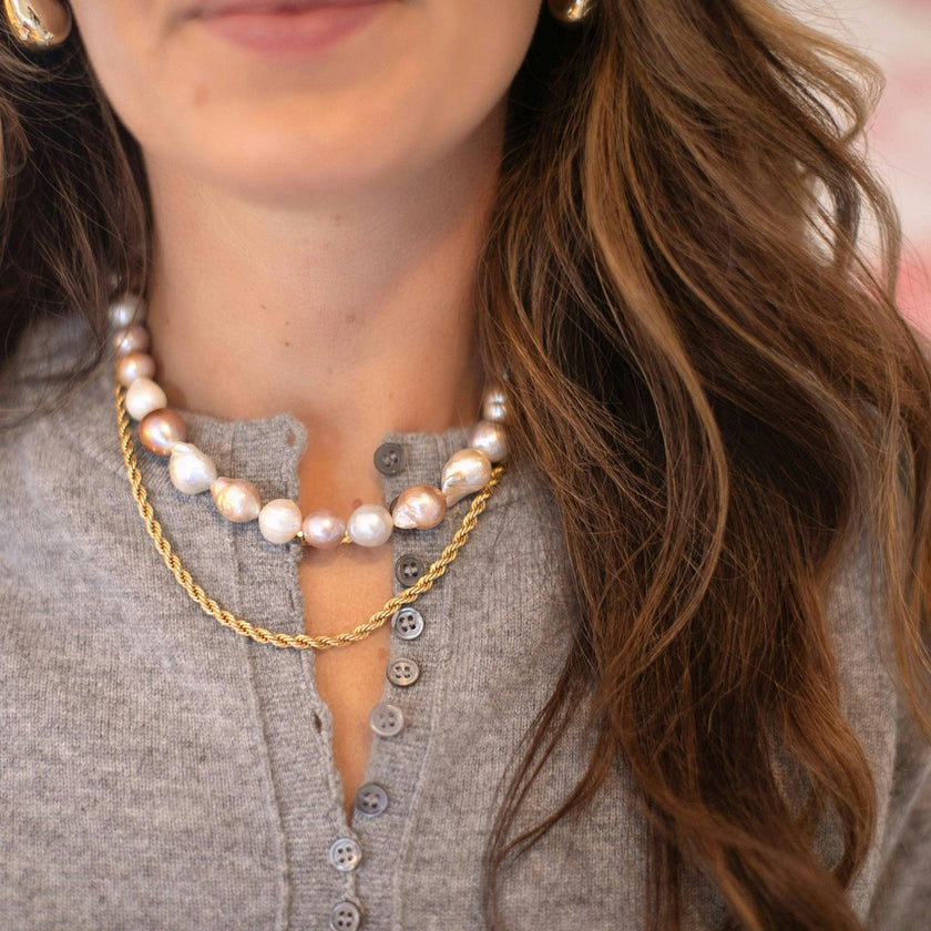 Favorite Pearl Choker