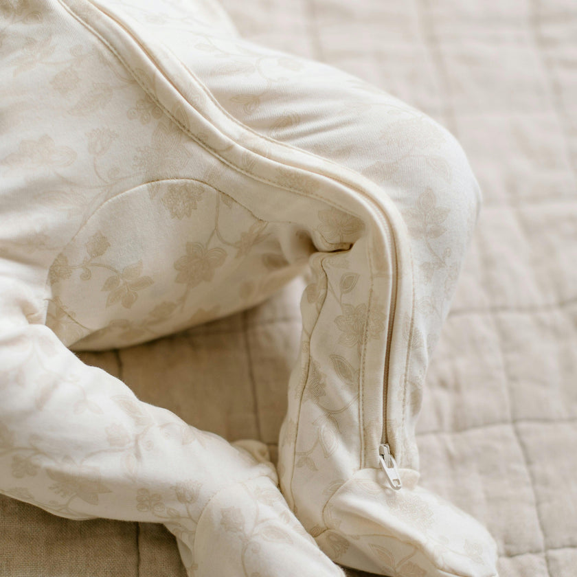 Peyton Zipper Sleeper Wave Stripe / Rain