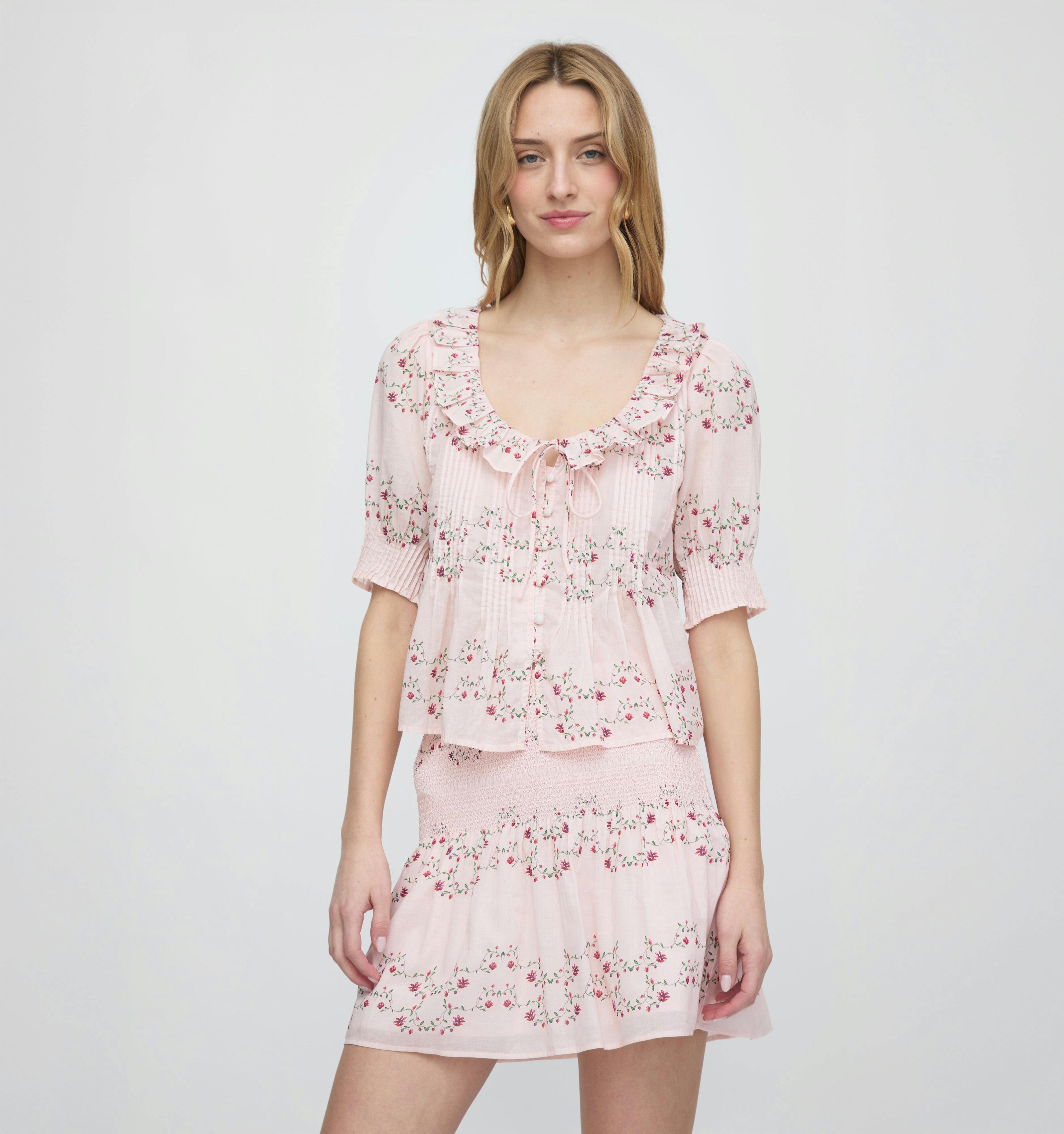The Camri Top - Pink Floral Vine Scallop