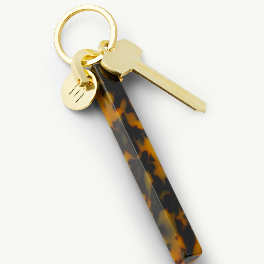 Bar Keychain in Classic Tortoise - Gold