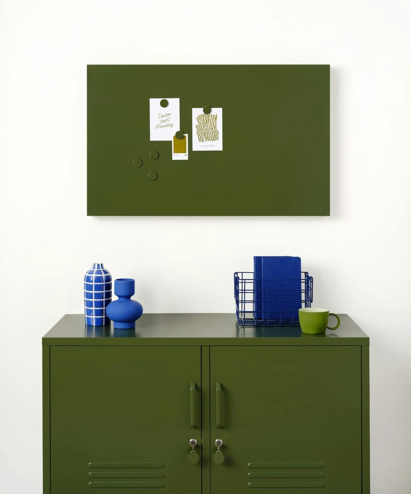 The Buttons in Olive