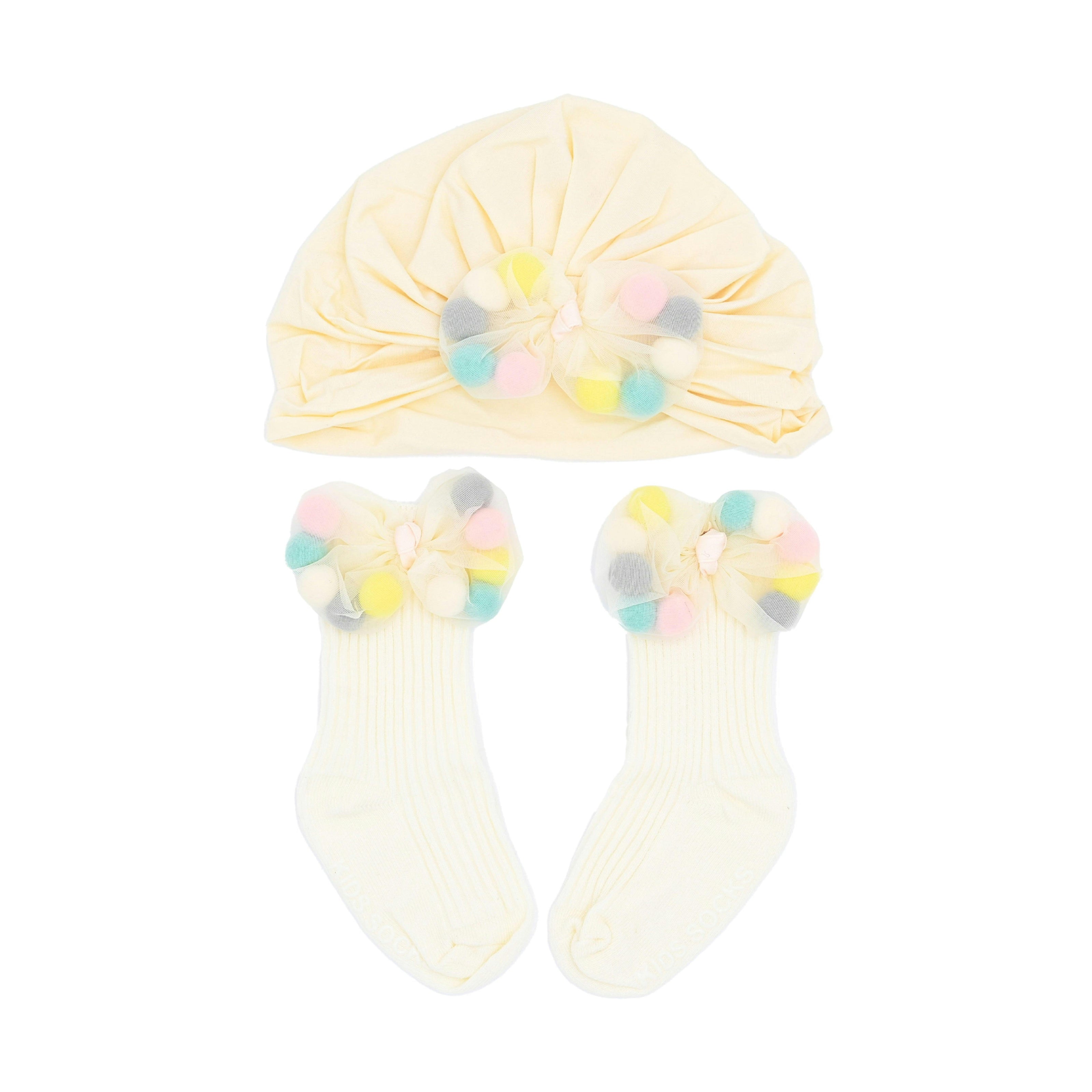 Tiny Tots Hat & Sock Gift Set