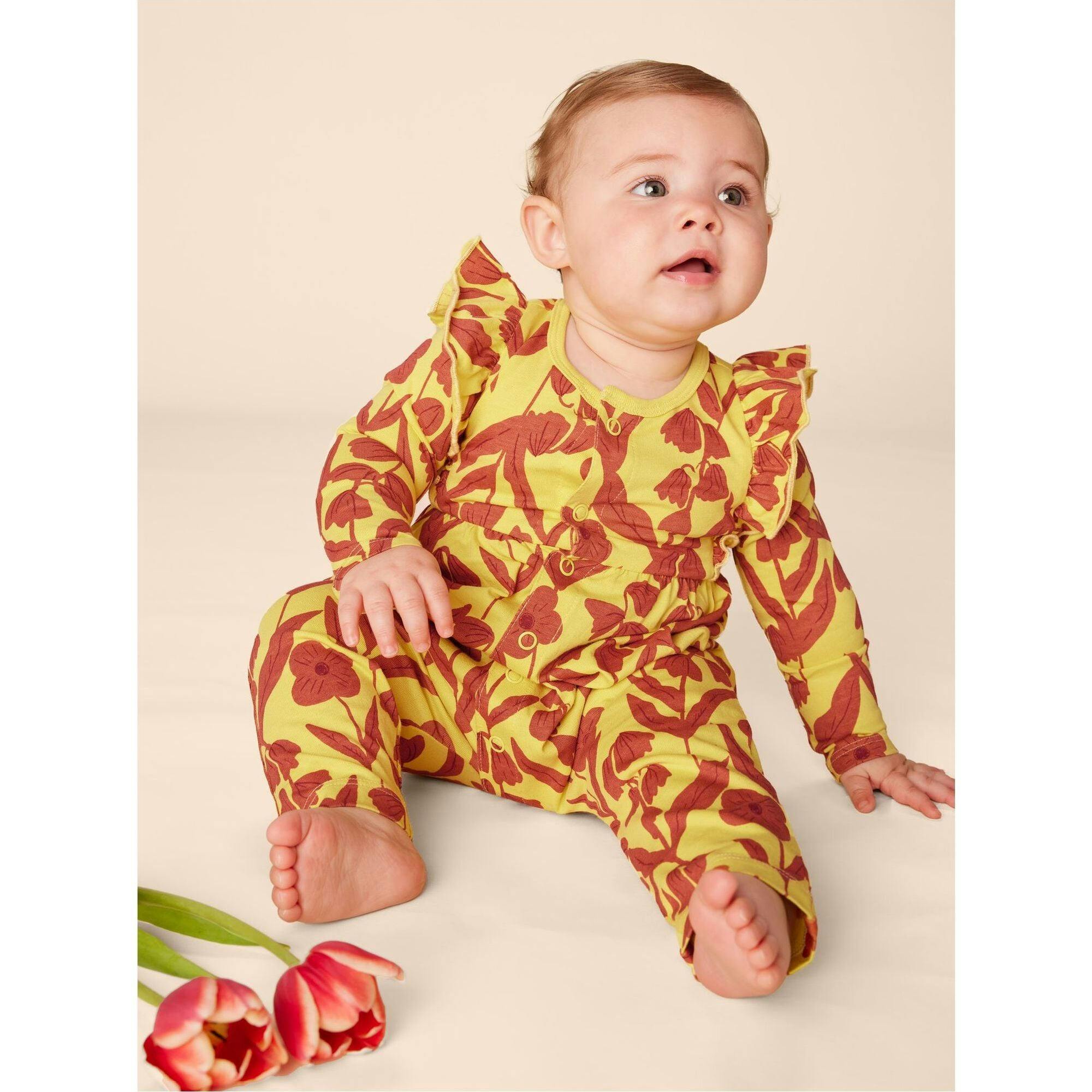 Babys Ruffle Envelope Neck Front Snap Romper, Yellow