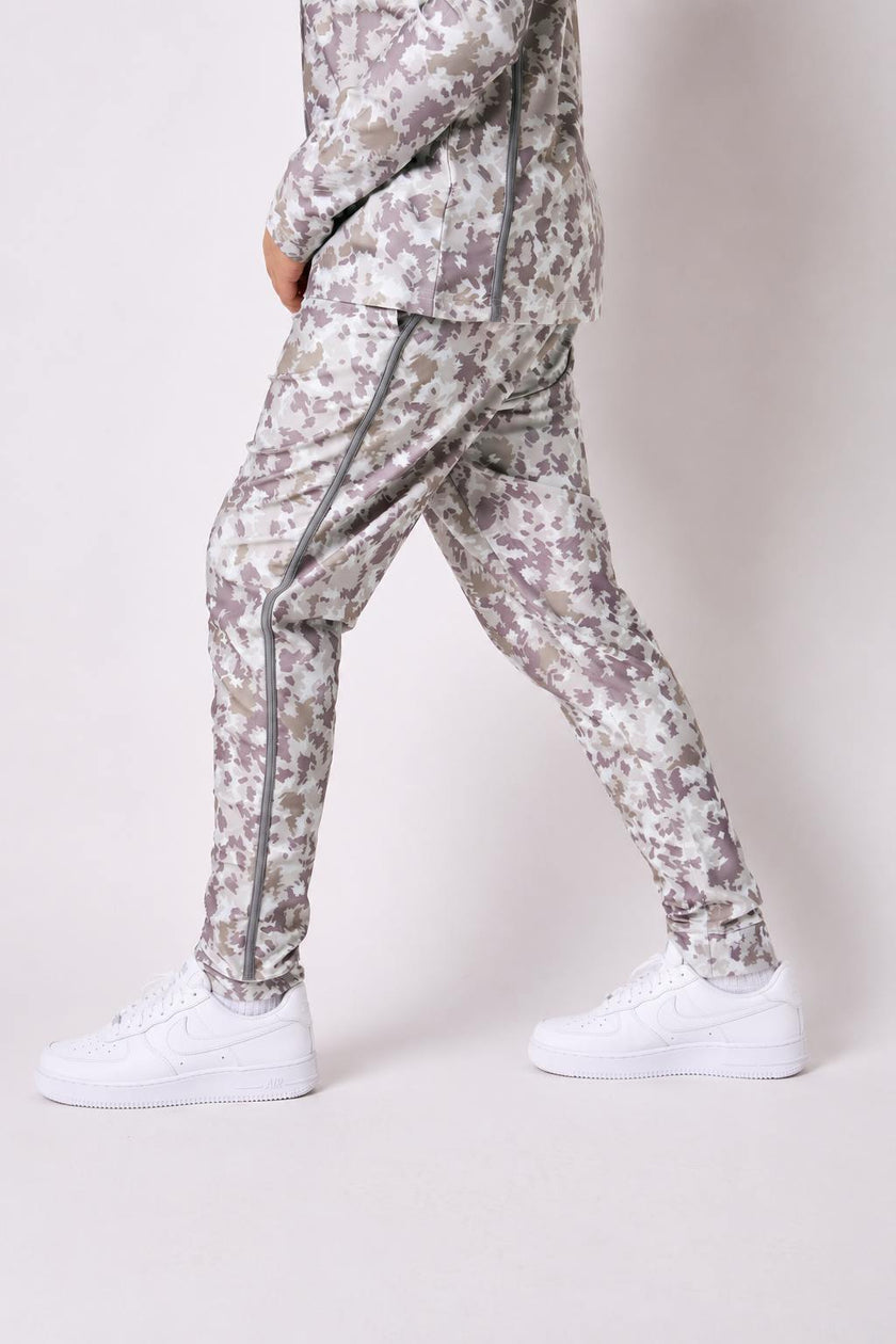 camo retro warm-up jogger