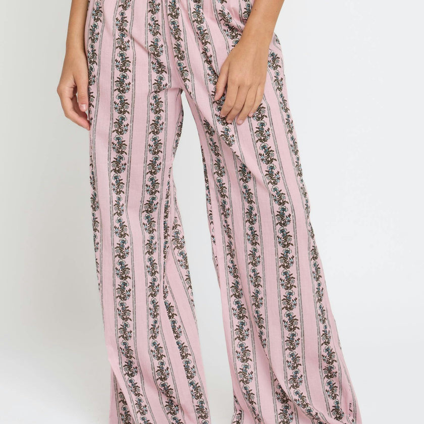 Nora Pant in A Moment In Time