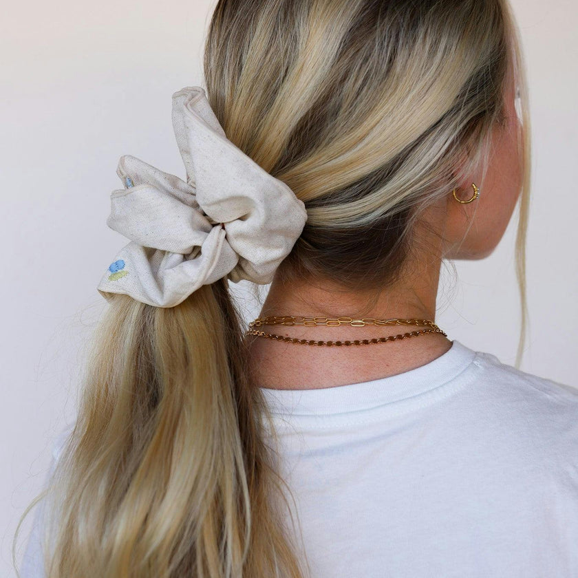 CREAM FARMERS MARKET CORSET SCRUNCHIE