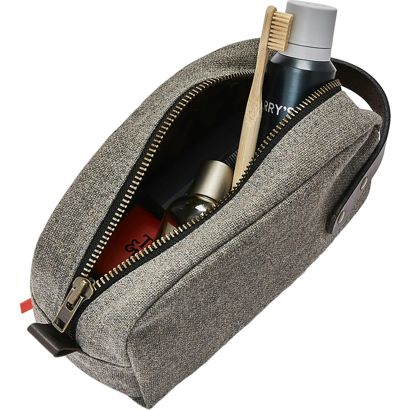 Andy Easy-To-Clean Travel Kit