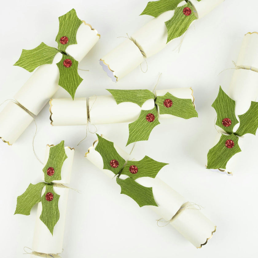 Holly Crackers