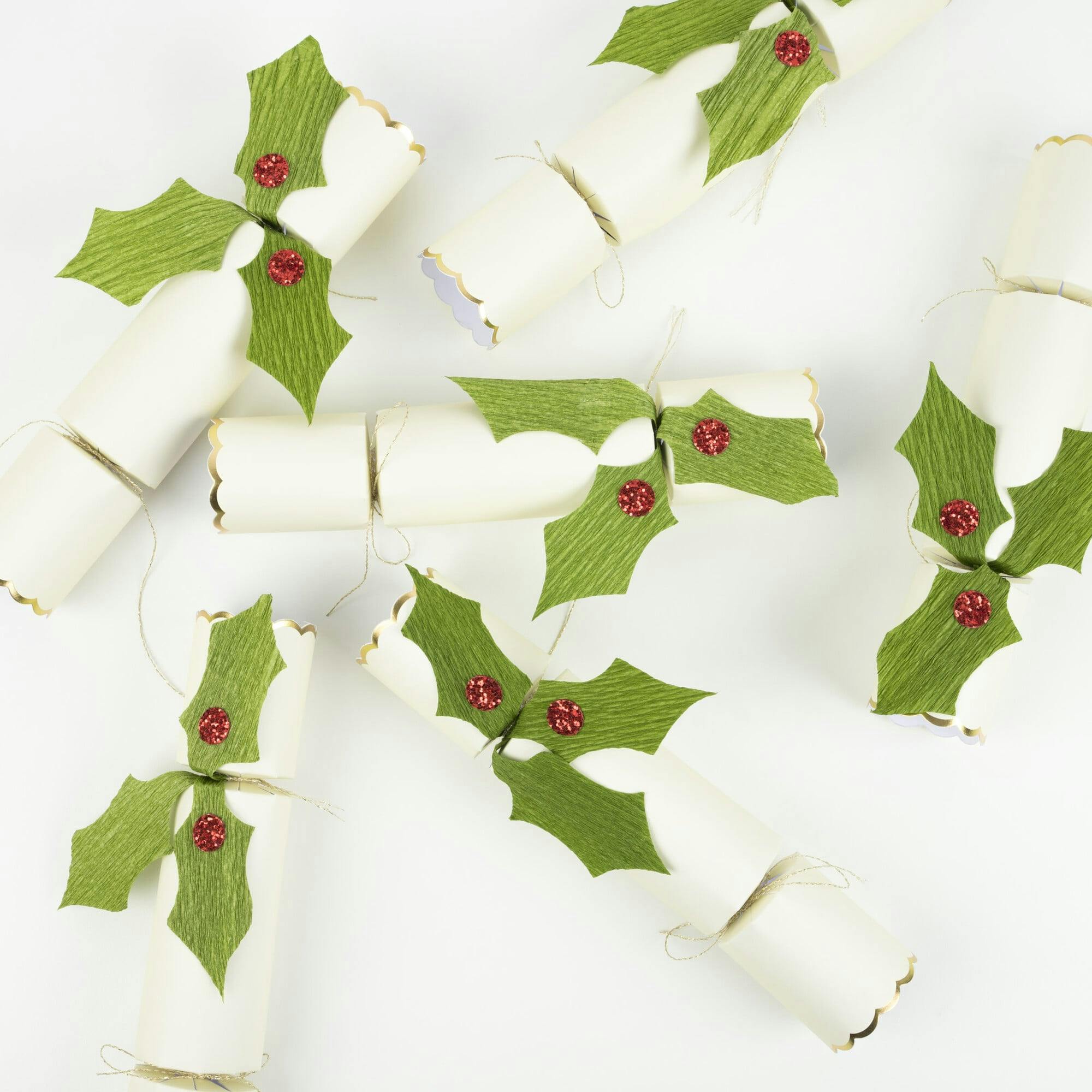 Holly Crackers