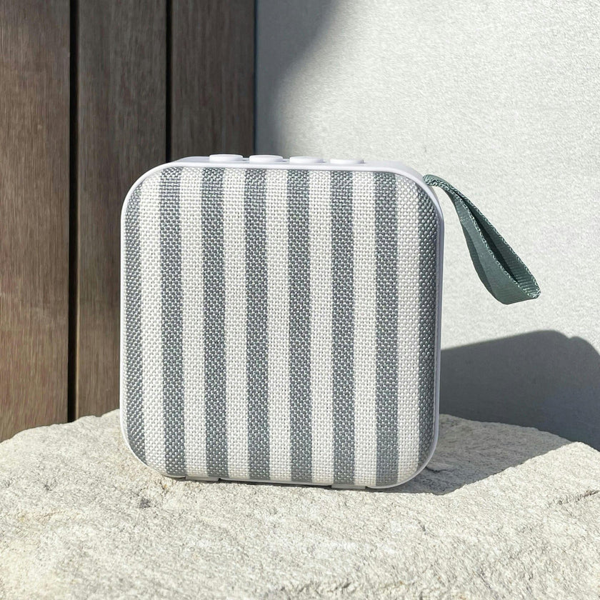 Sunnylife: Portable Travel Speaker - The Vacay Olive Stripe