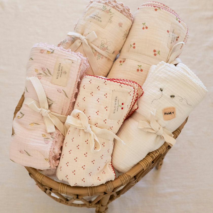 Crochet Trim Swaddle