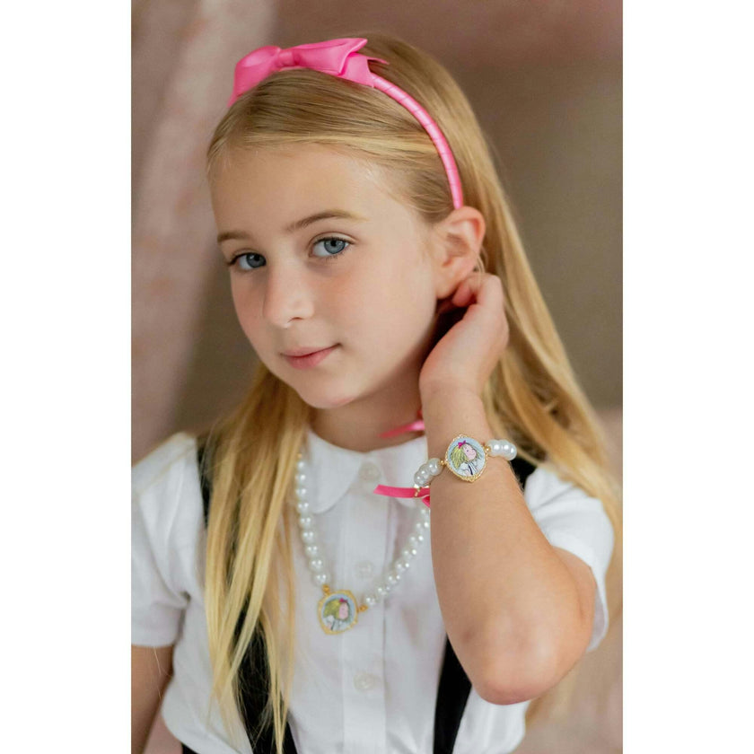 Eloise™ Pearl Bow Necklace