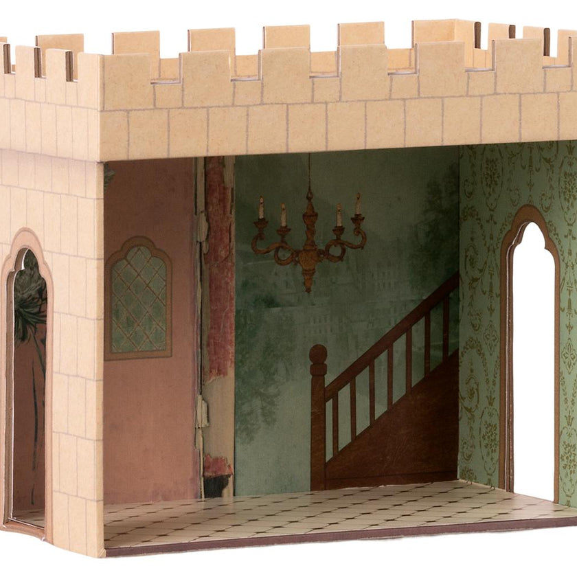 Castle Hall, Mouse