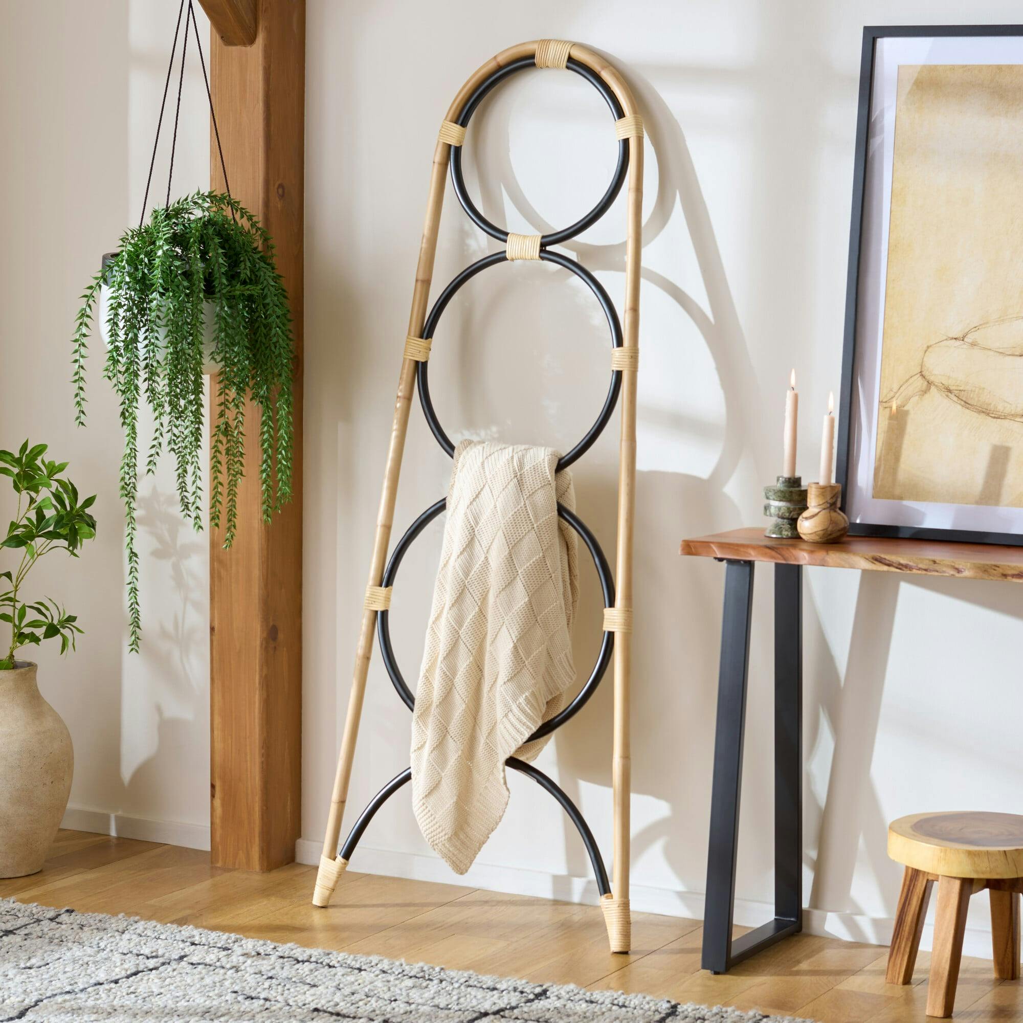 Kino 3 Tier Towel Hanger