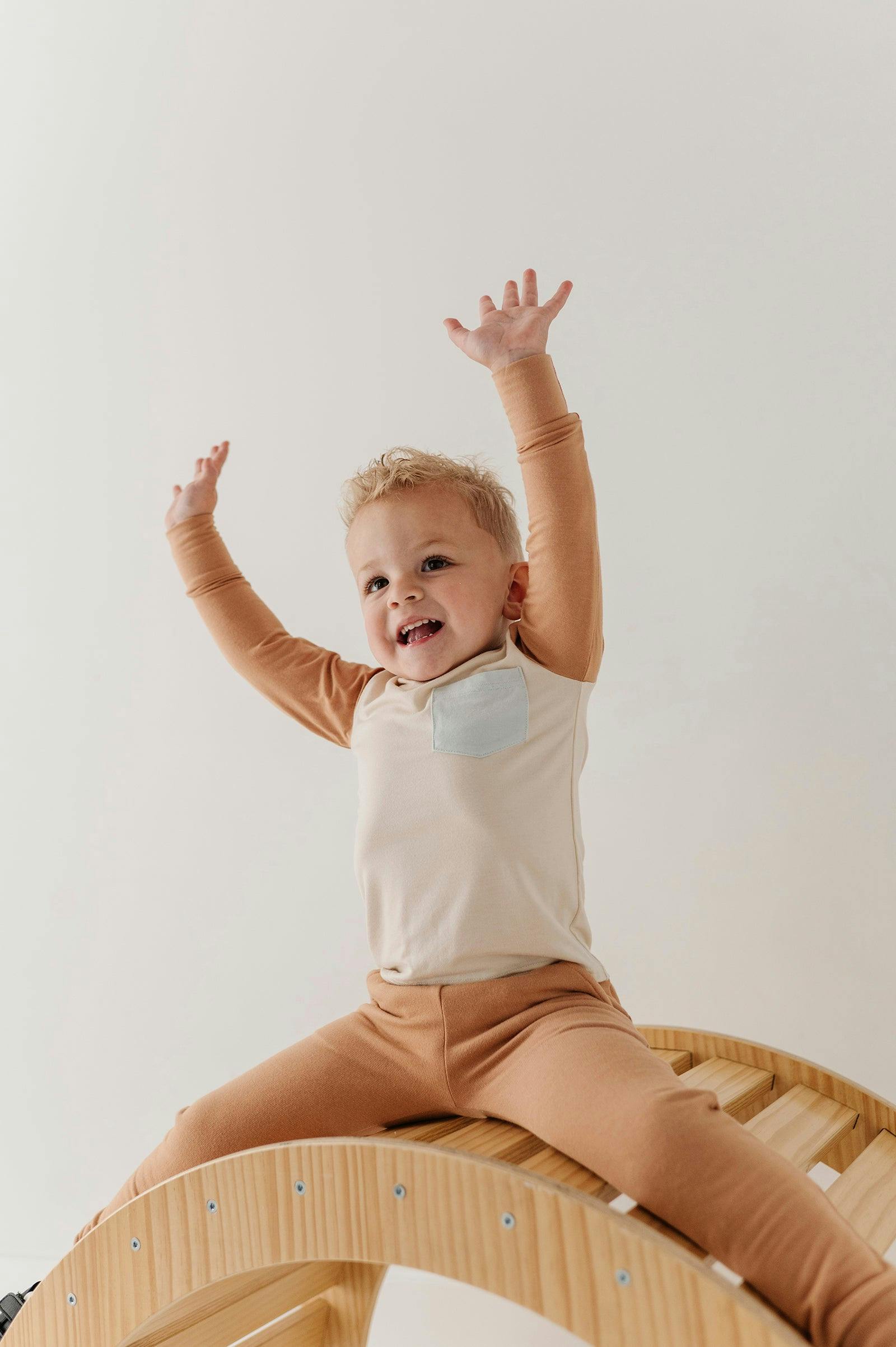 Boys Long Sleeve Colorblock Pocket Shirt in Slate Mist