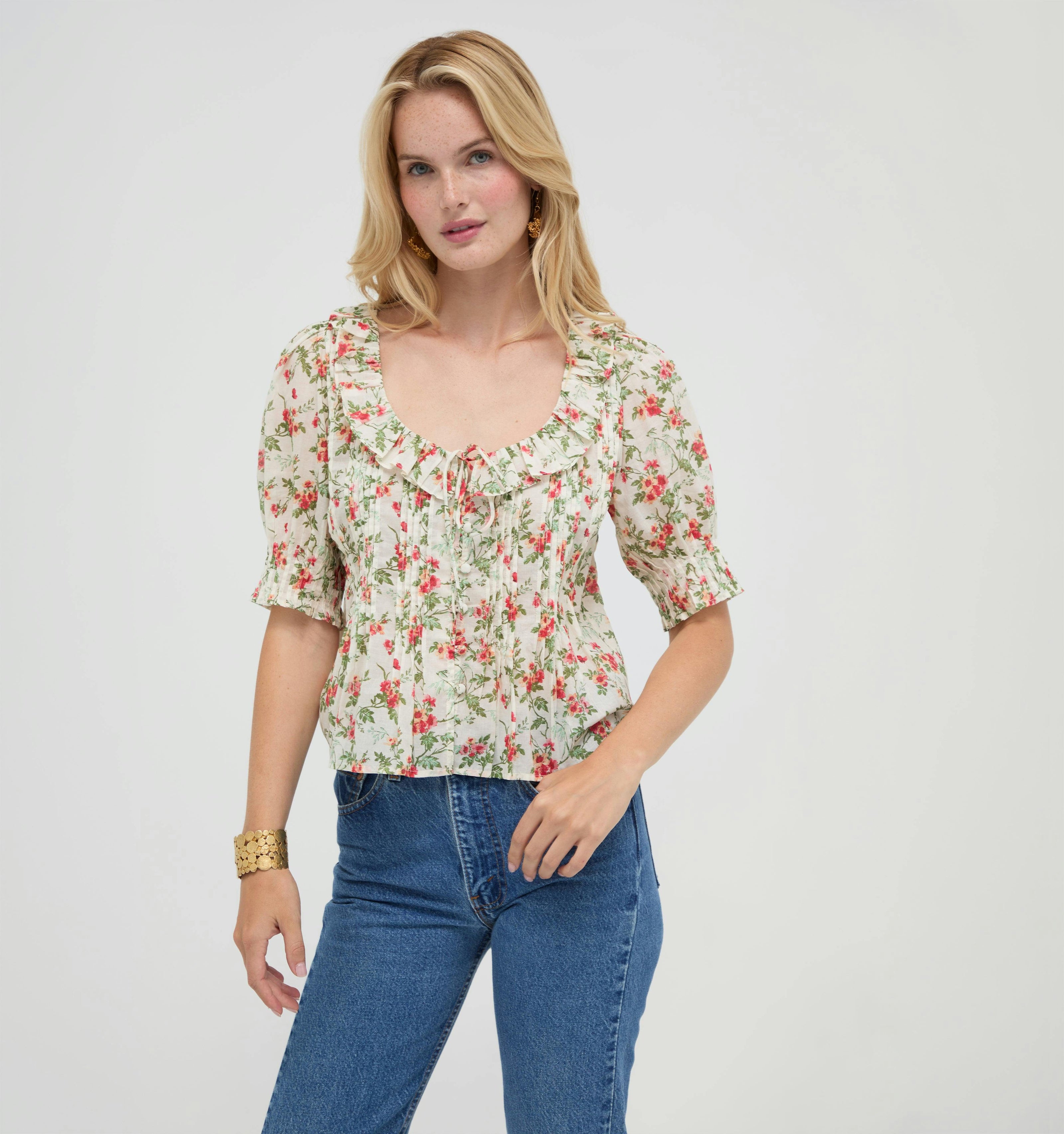 The Camri Top - Primrose Bouquet Ivory/Coral