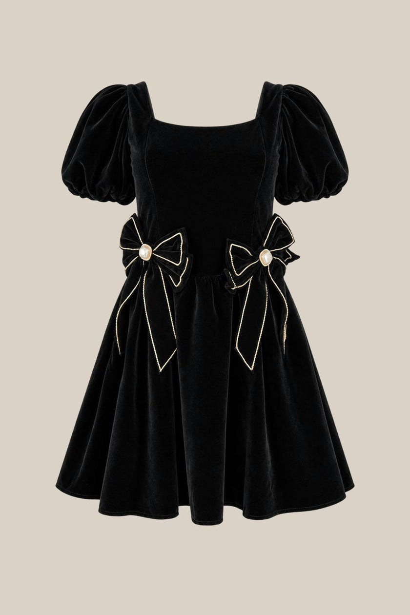 Isolde Dress in Black