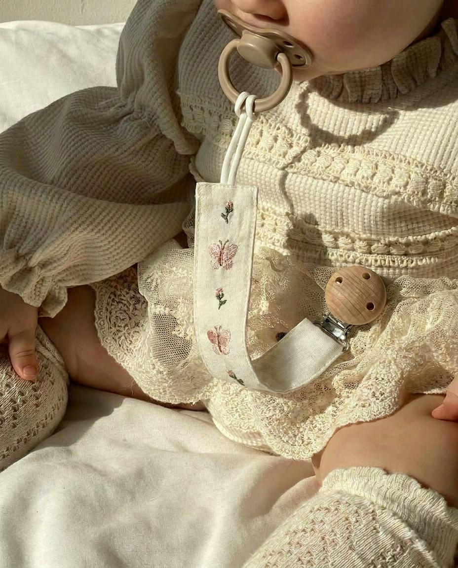 Pacifier Clip Holder (Swan, Butterfly)