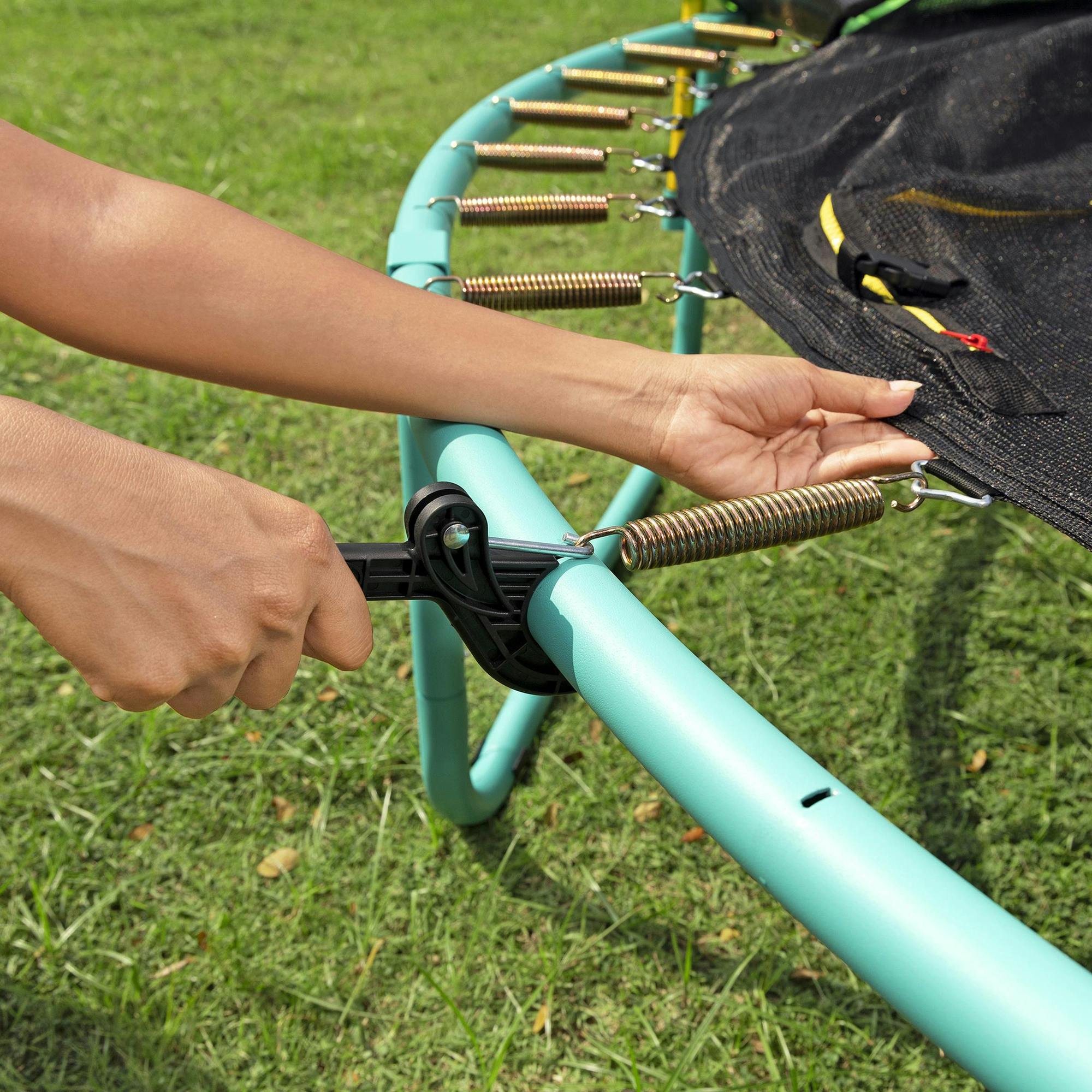 Xtreme Air Trampoline: 8'