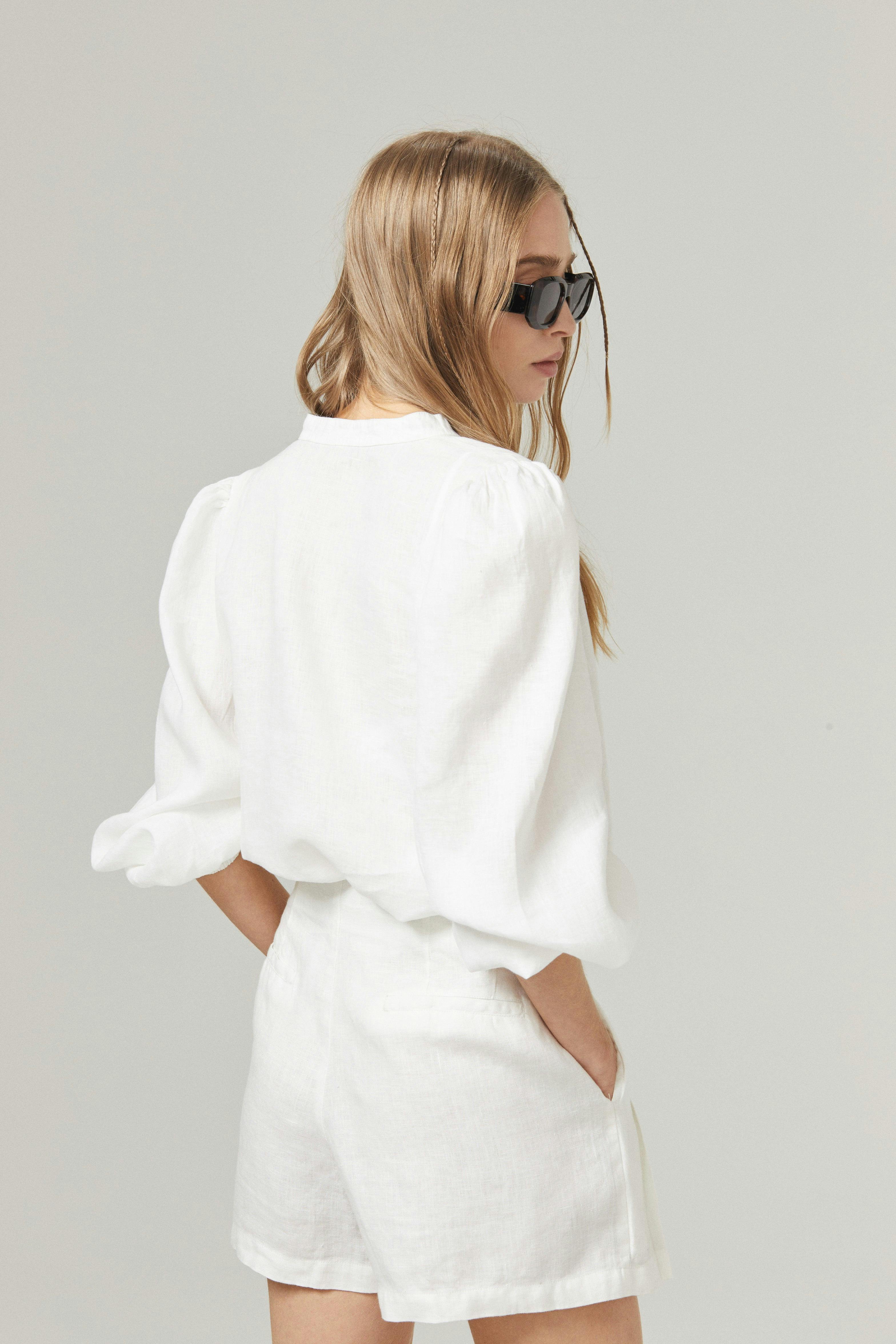 Frida Linen Shorts - Off White