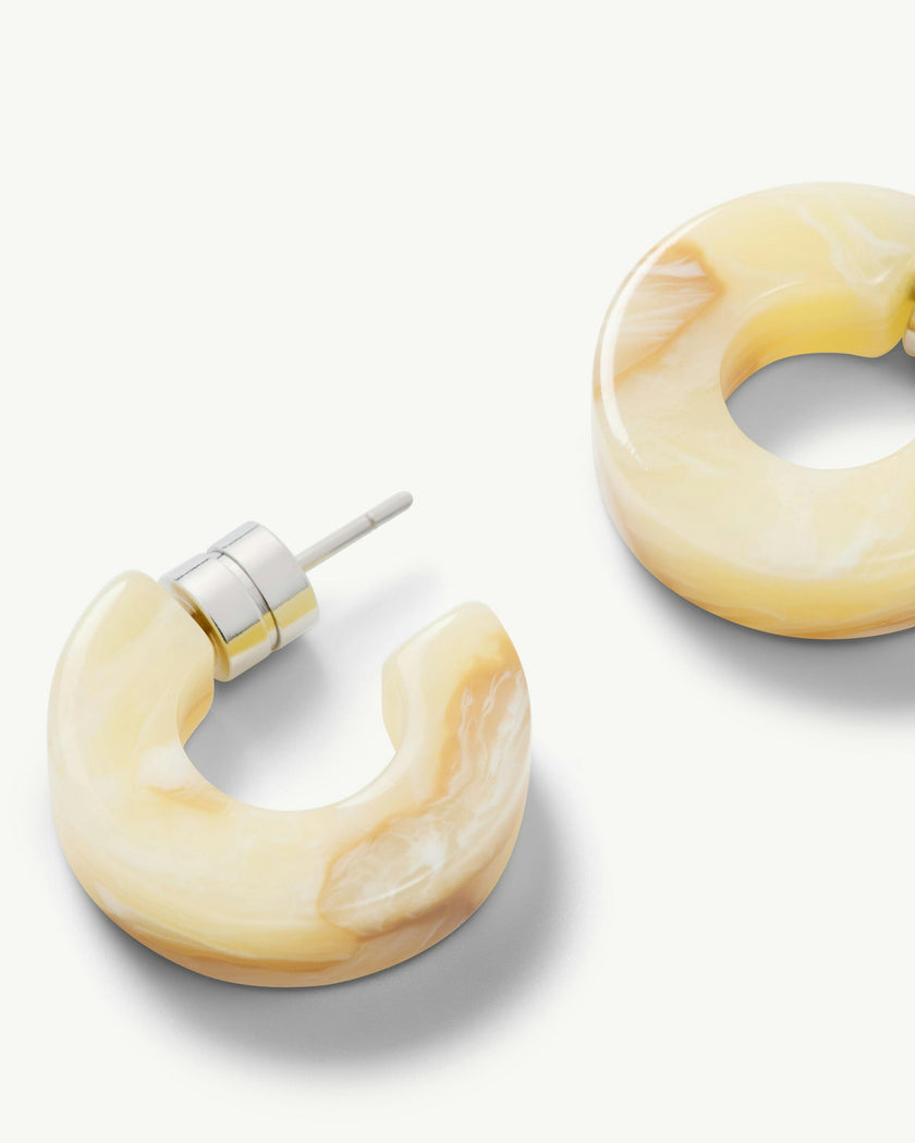 Muse Hoops in Crème