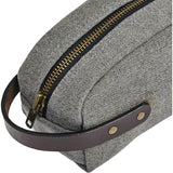 Andy Easy-To-Clean Travel Kit