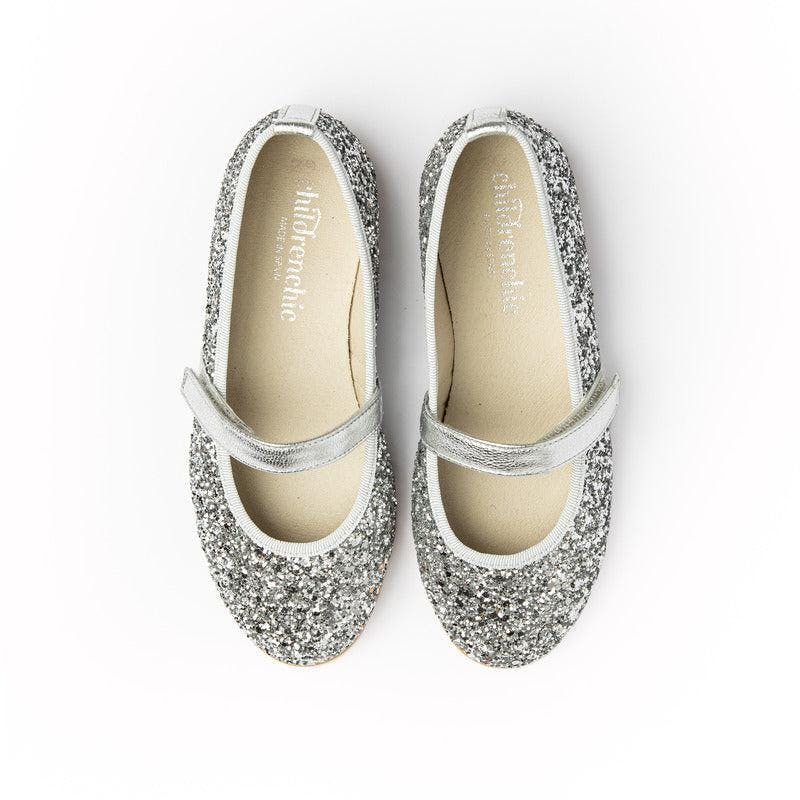 Classic Velcro Strapped Mary Jane Shoes