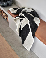 Blanket BOB Black/ Vanilla 4.5 x 6 ft