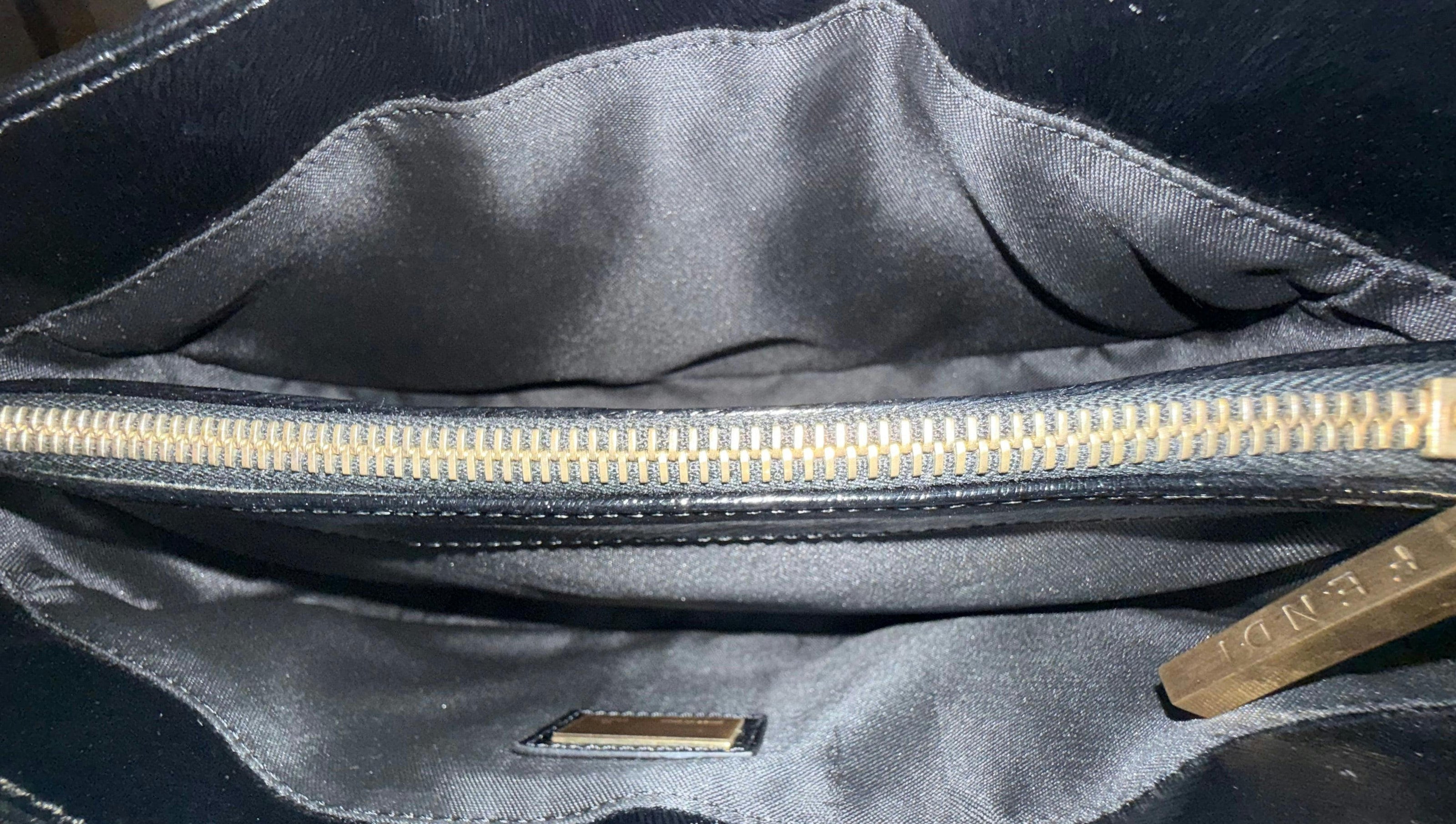 *Preloved* Fendi Vintage Shadow Shoulder