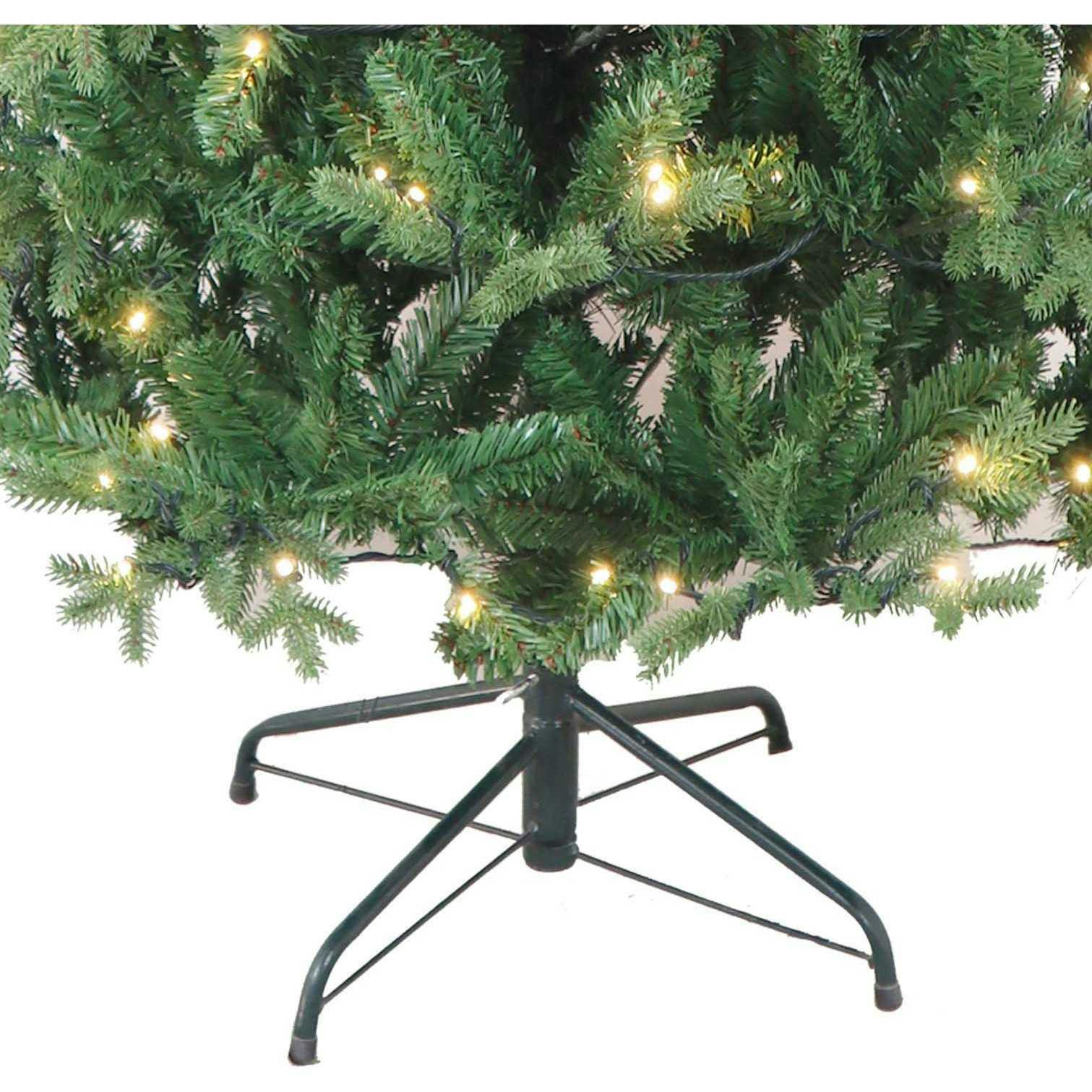 6-Foot Warm White LED Jackson Pine Tree