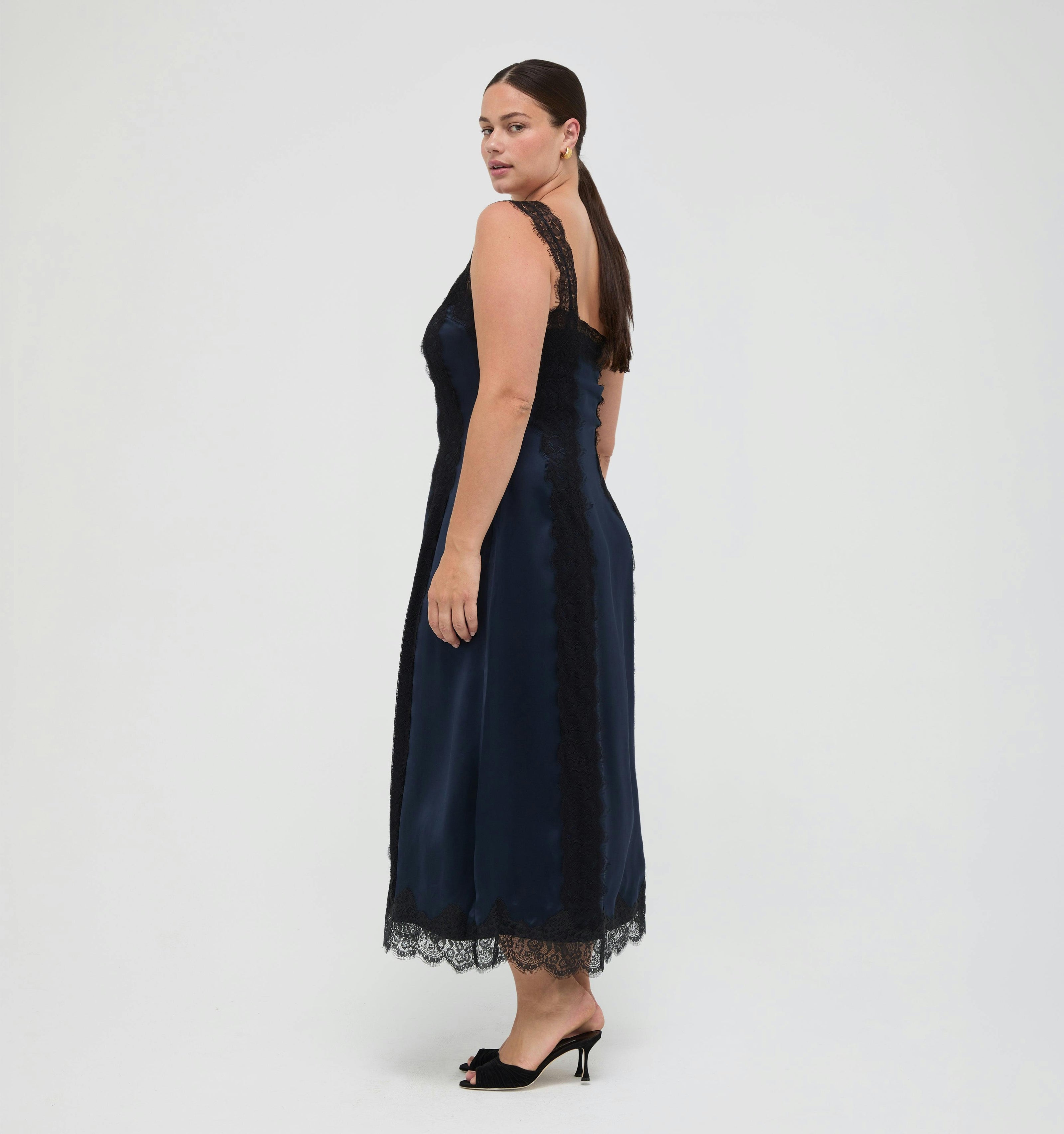The Winsome Dress - Midnight Navy
