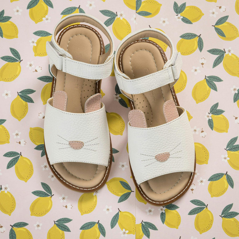 Sandal