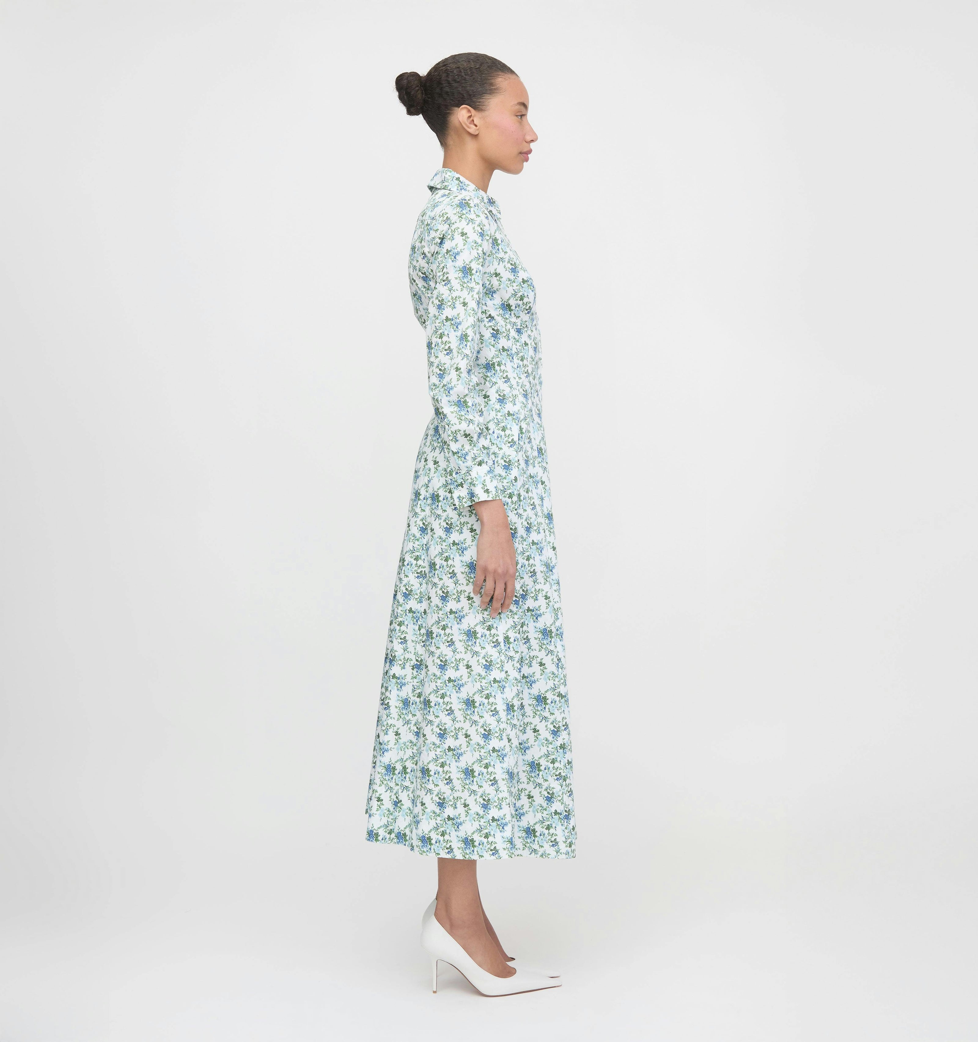 The Alandra Dress - English Daisy