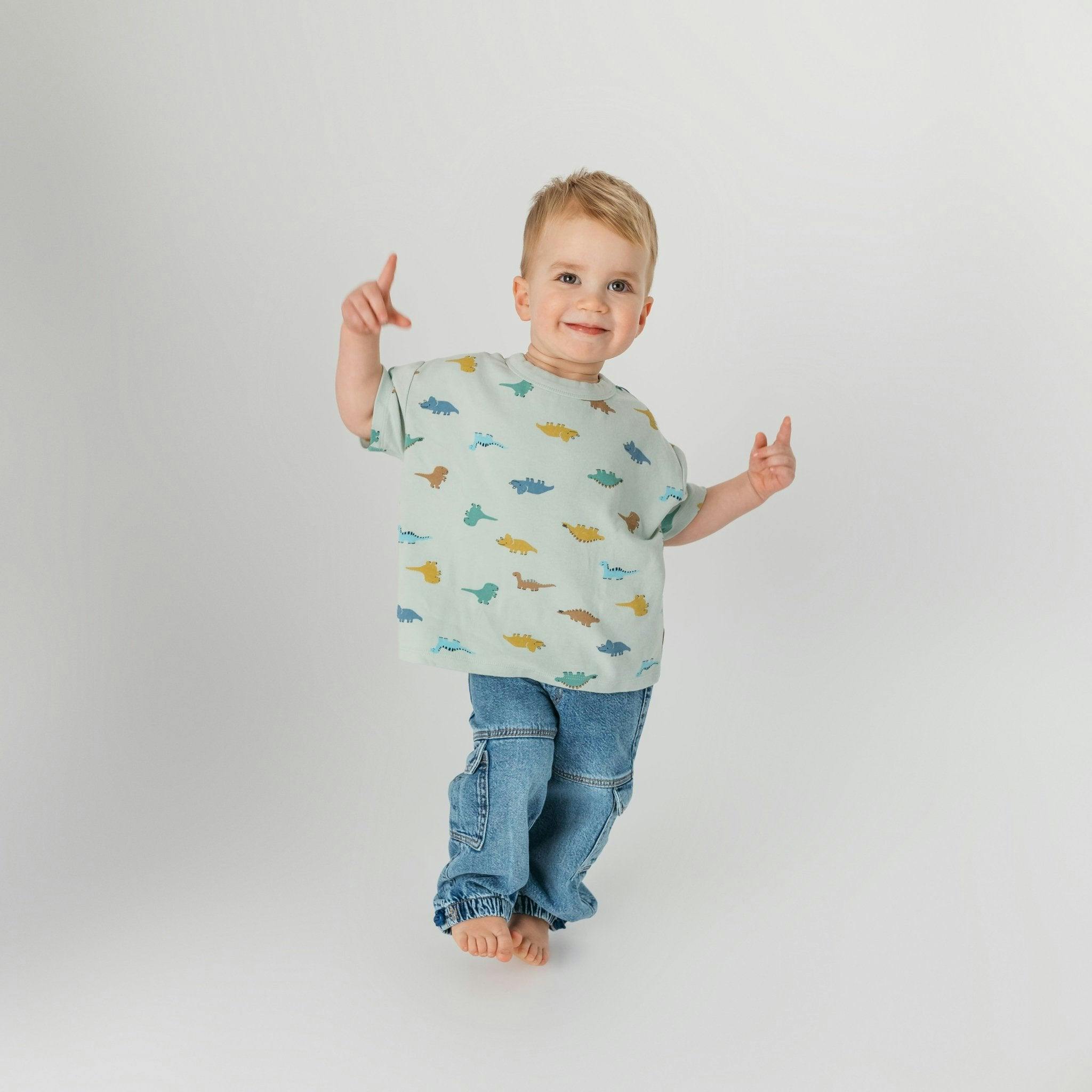 dino tee