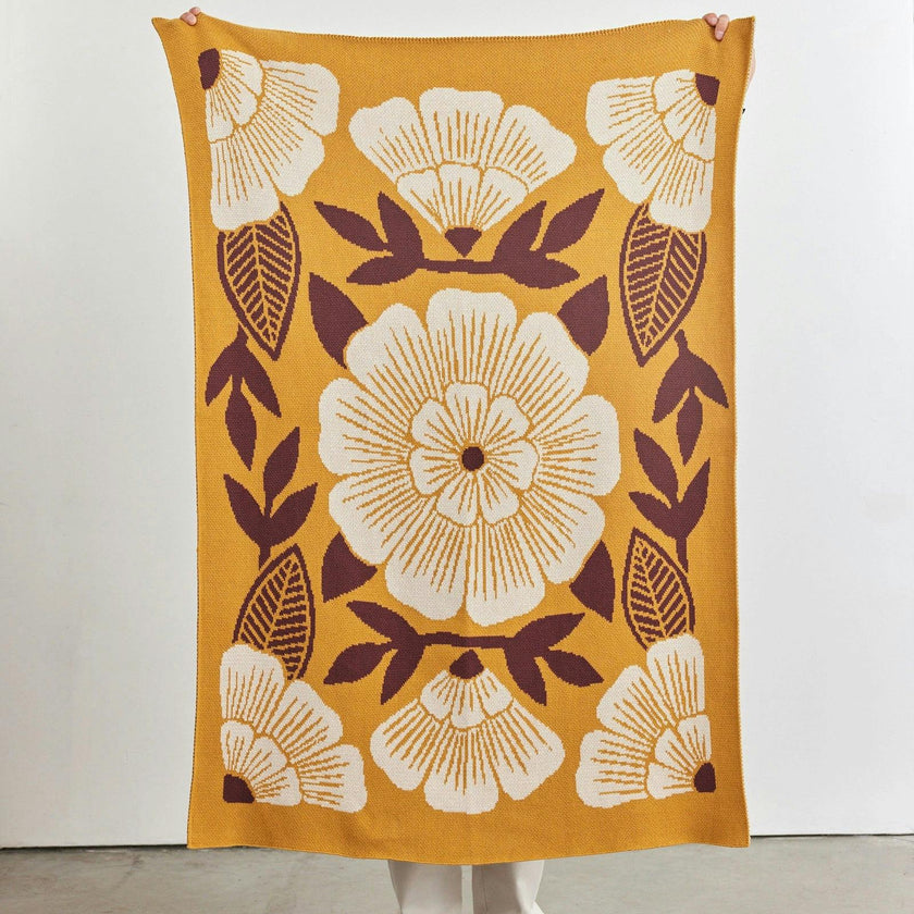 New Bloom Knit Midi Blanket