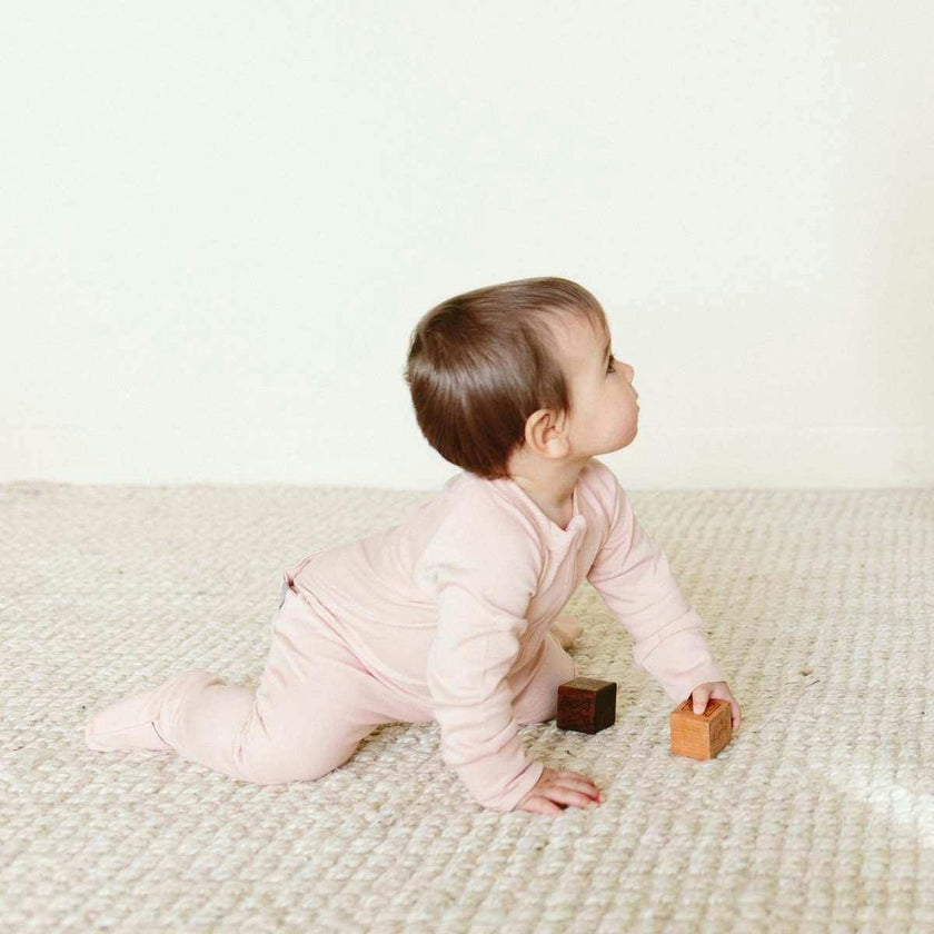 GROW WITH YOU FOOTIE | ROSE — Bamboo Organic Cotton Blend, 0–6M