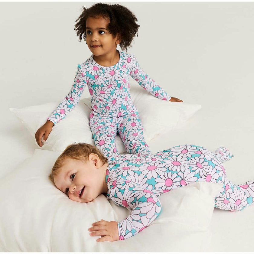 Retro Daisy Classic Pajama Set